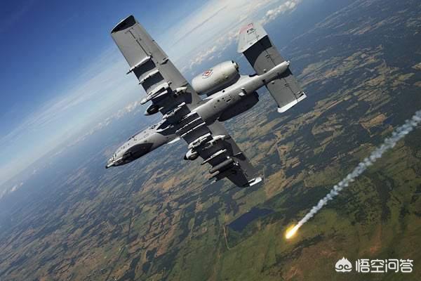 美国现役的“A-10”攻击机，技术落后50年，为何始终没有被淘汰？